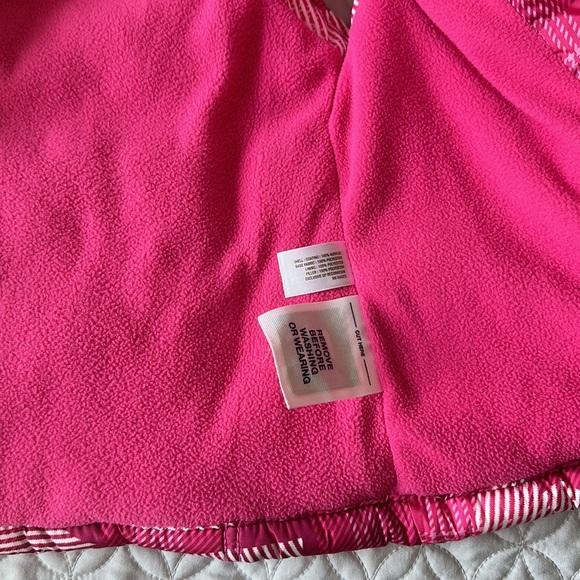 Pink and white hearts puffer vest - Picture 4 of 6